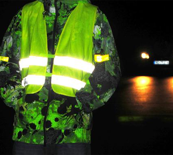 Reflective vest-The dancing elves in the dark